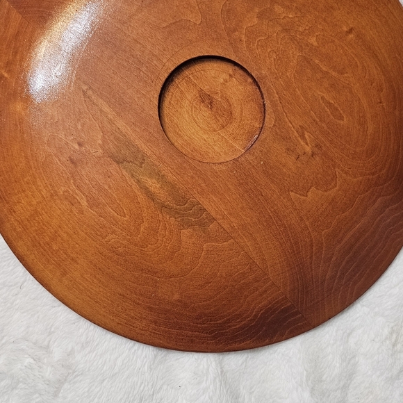 VINTAGE ROUND HAND CARVED WOODEN PLATE - Picture 4 of 5